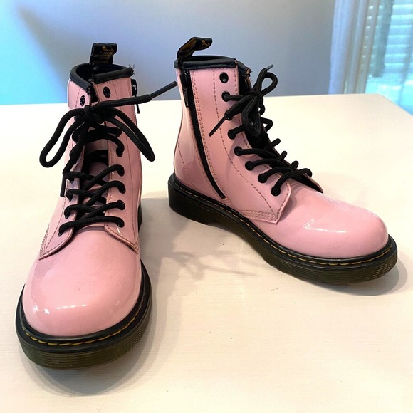 Dr. Martens Girl's Patent Leather Pink Combat Boots US Size 2 EU 1 Style 1460 J - Picture 3 of 8